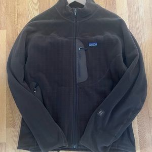 R2 fleece excellent condition
